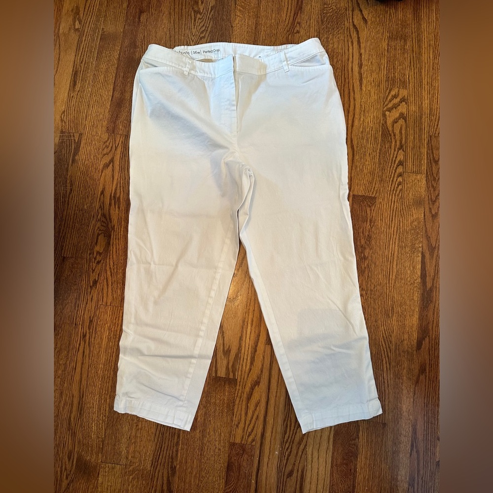 Talbot’s White Perfect Crop Pants